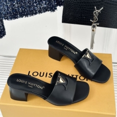 Louis Vuitton Slippers